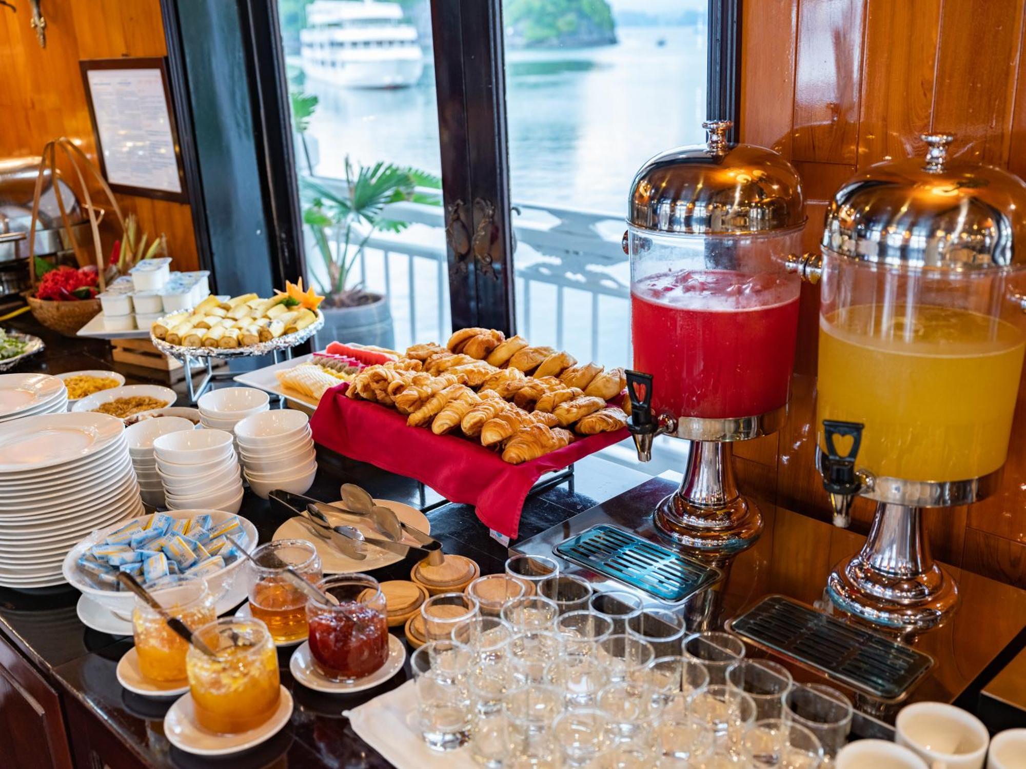 Hera Grand Luxury Cruise ฮาลอง ภายนอก รูปภาพ