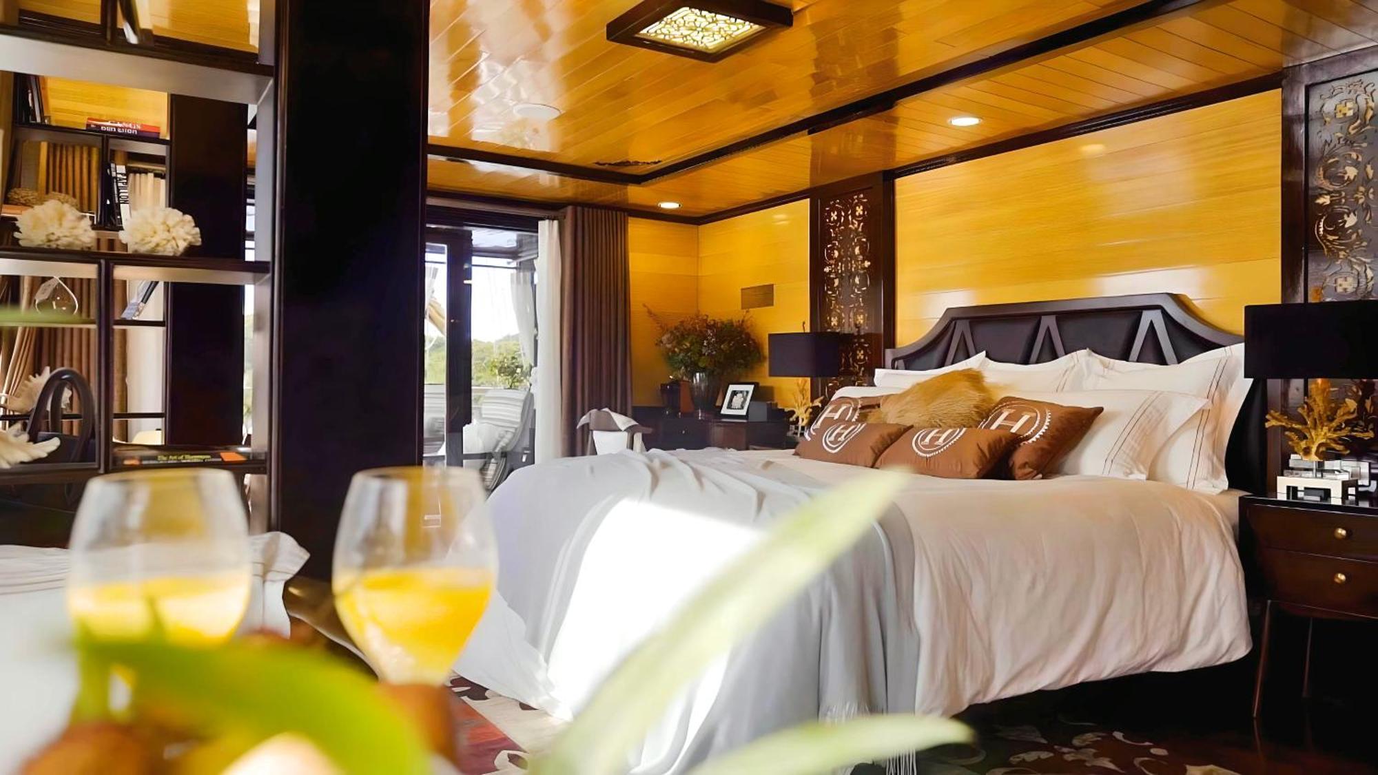 Hera Grand Luxury Cruise ฮาลอง ภายนอก รูปภาพ