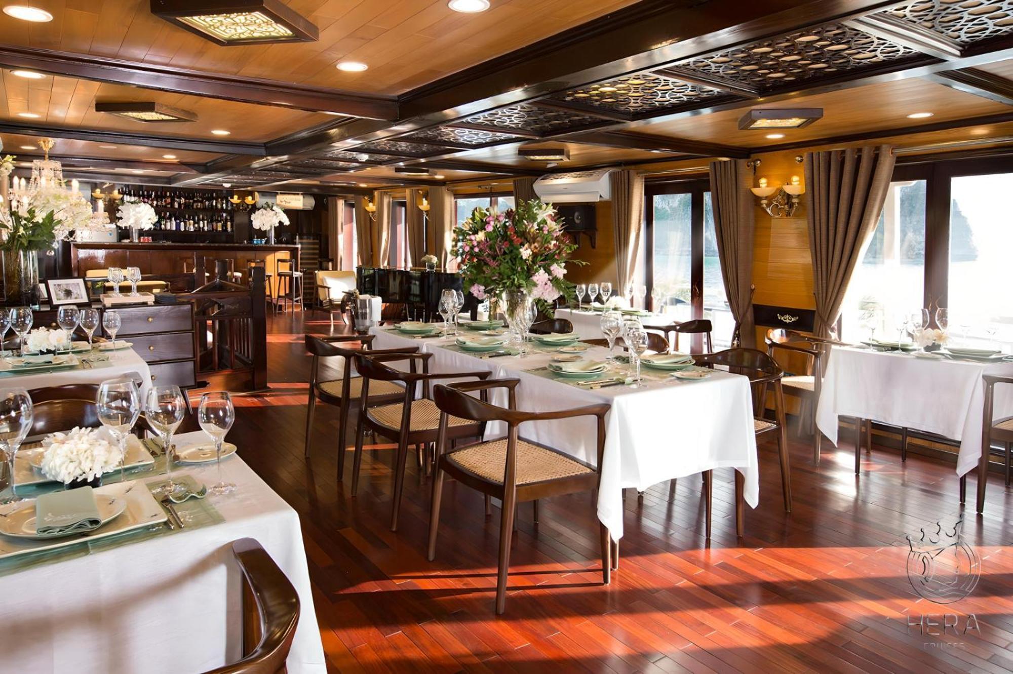 Hera Grand Luxury Cruise ฮาลอง ภายนอก รูปภาพ